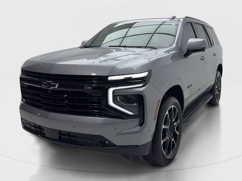 Used 2025 Chevrolet Tahoe RST w/ Comfort Package AWD/4WD image 4