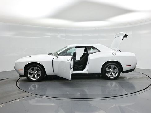Used 2020 Dodge Challenger SXT image 29