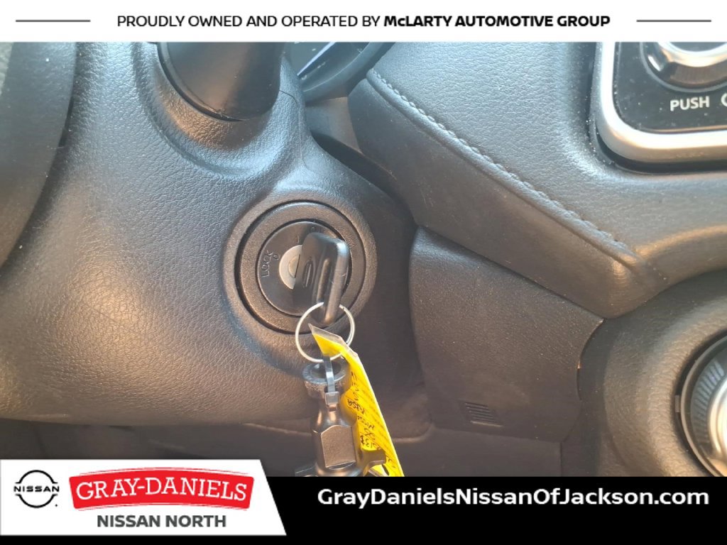 Used 2025 Nissan Versa S w/ S Plus Package FWD image 21
