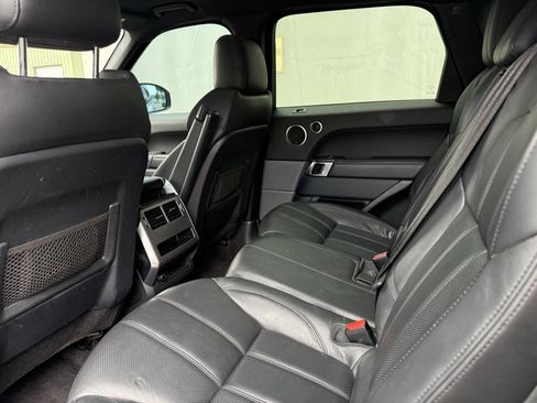 Used 2016 Land Rover Range Rover Sport SE AWD/4WD image 17