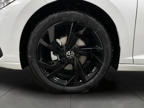 New 2026 Volkswagen Jetta SE image 11