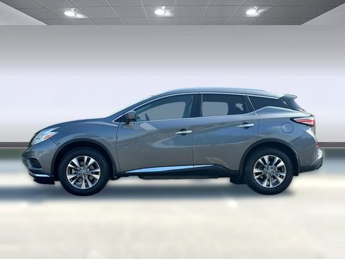 Used 2017 Nissan Murano SL w/ Cargo Package FWD image 2