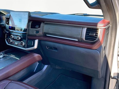 Certified 2024 Ford Expedition Max Limited image 17