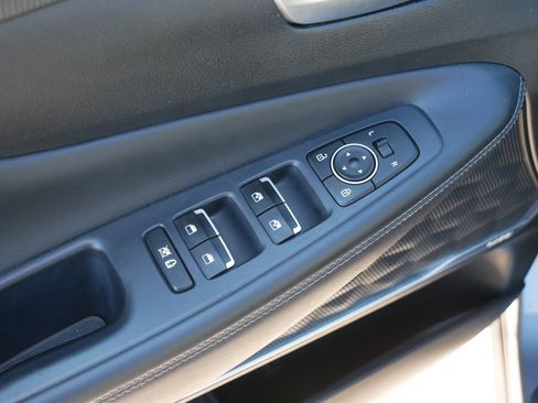 Used 2019 Hyundai Santa Fe Limited image 19