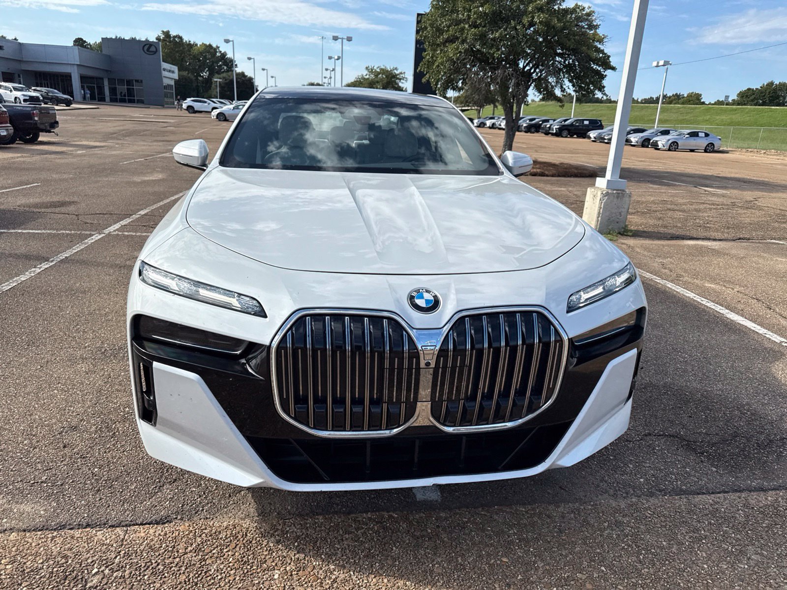 Certified 2024 BMW 740i w/ Executive Package RWD image 2
