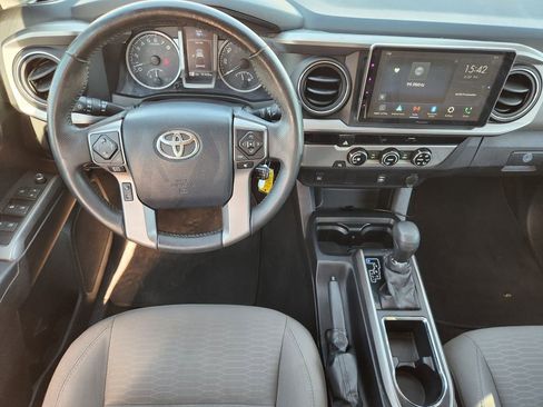 Used 2017 Toyota Tacoma SR5 w/ Tow Package image 25