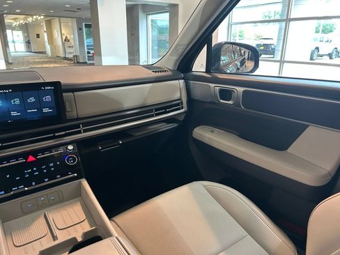 Used 2026 Hyundai Santa Fe SEL FWD image 38