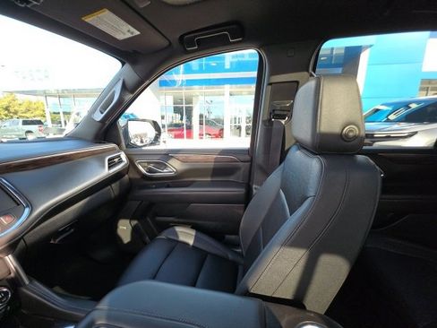 Used 2023 Chevrolet Tahoe LT w/ LT Signature Plus Package image 27