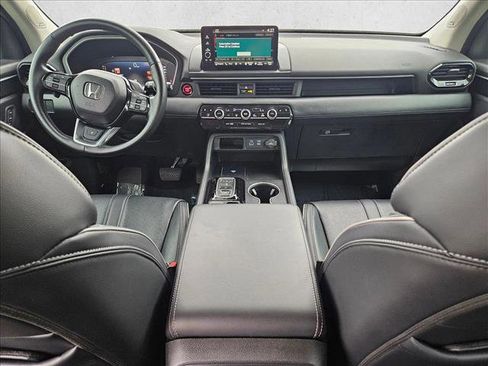 Used 2023 Honda Pilot Elite image 17