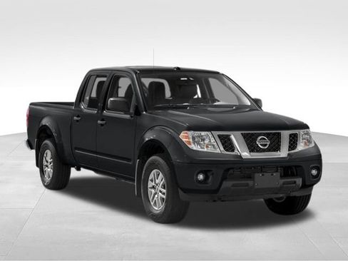 Used 2017 Nissan Frontier SV w/ SV Value Truck Package RWD image 9