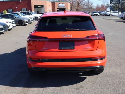 Used 2021 Audi e-tron Premium w/ Convenience Plus Package AWD/4WD image 6