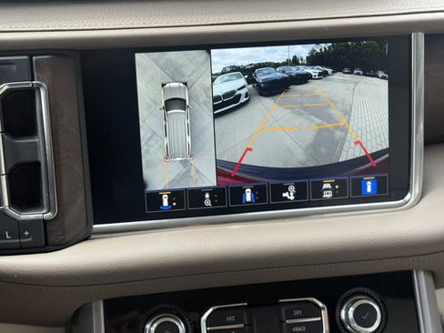Used 2022 GMC Yukon Denali RWD image 27