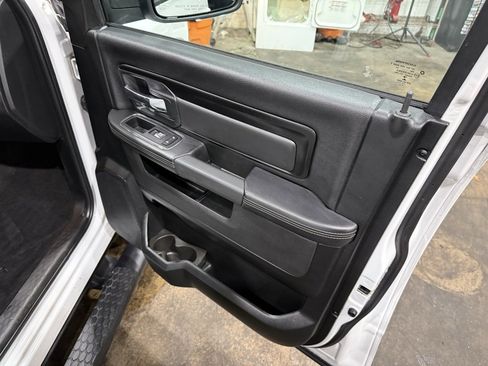 Used 2018 RAM 1500 Rebel w/ Luxury Group image 37