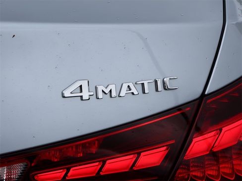 New 2025 Mercedes-Benz C 300 4MATIC Sedan image 9