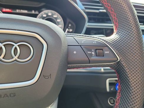 Certified 2025 Audi Q3 2.0T Premium Plus w/ Premium Plus Package image 22