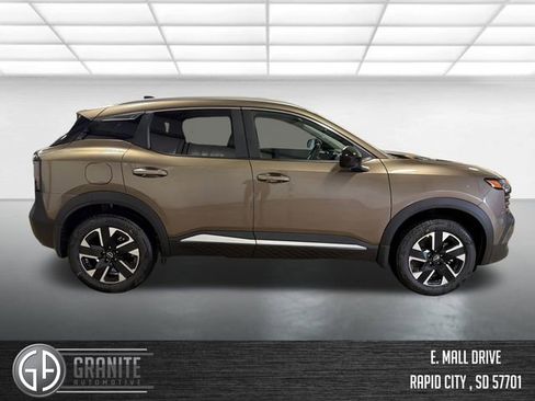 New 2026 Nissan Kicks SV w/ SV Premium Package AWD/4WD image 6