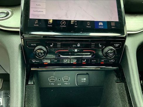 Used 2021 Jeep Grand Cherokee L Limited image 14