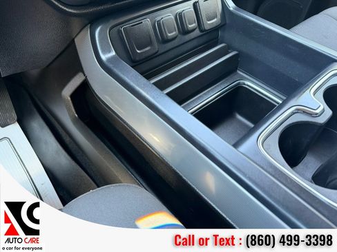 Used 2017 Chevrolet Silverado 1500 LT w/ Midnight Edition AWD/4WD image 26