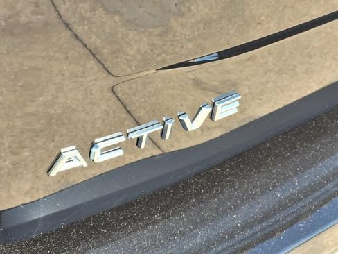 Used 2025 Ford Expedition Max Active RWD image 8