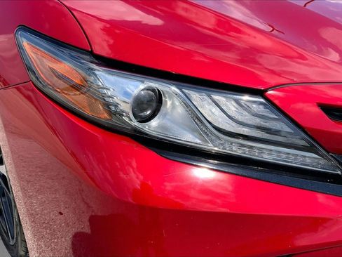 Used 2019 Toyota Camry XSE FWD image 27