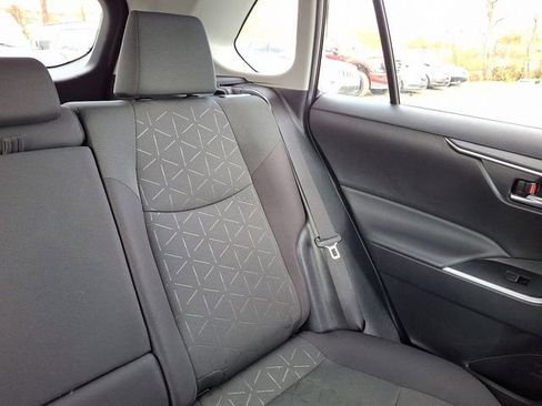 Used 2024 Toyota RAV4 XLE image 21