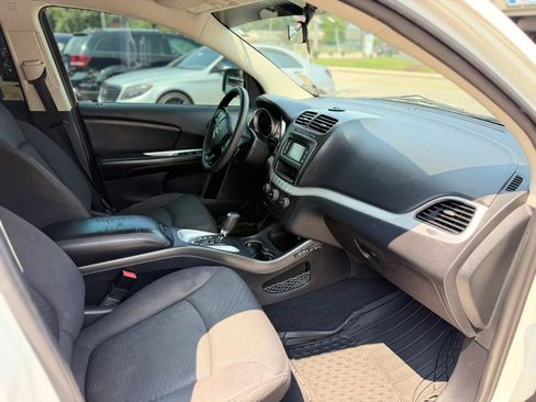 Used 2012 Dodge Journey SXT w/ Flexible Seating Group FWD image 17