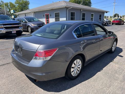 Used 2010 Honda Accord LX image 3