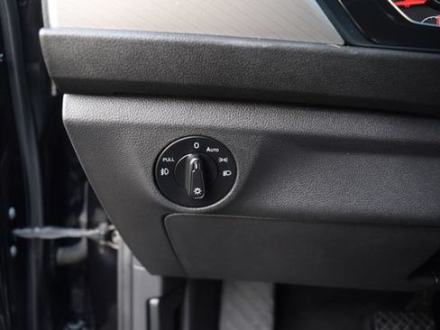 Used 2020 Volkswagen Jetta R-Line FWD image 7