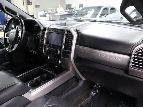 Used 2017 Ford F250 Platinum w/ Platinum Ultimate Package image 29