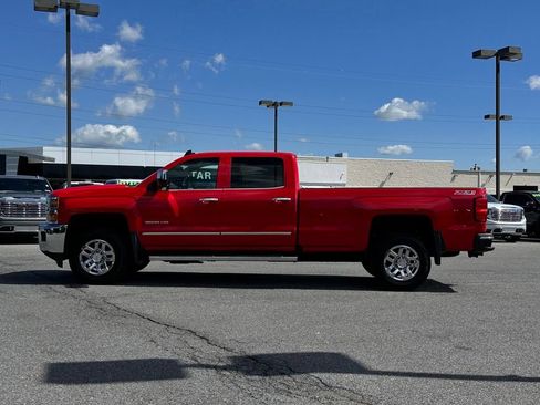 Certified 2017 Chevrolet Silverado 3500 LTZ AWD/4WD image 7