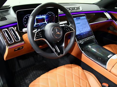 Used 2024 Mercedes-Benz S 580 S 580 image 5