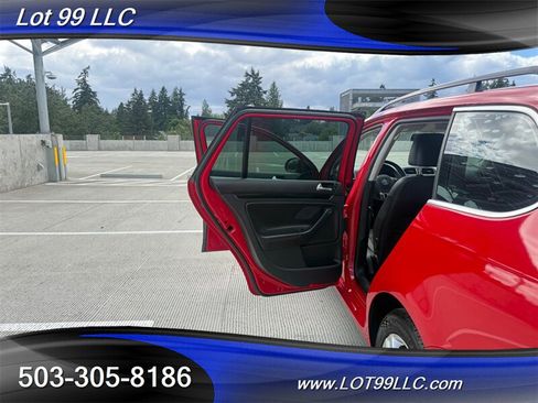 Used 2013 Volkswagen Jetta TDI FWD image 38