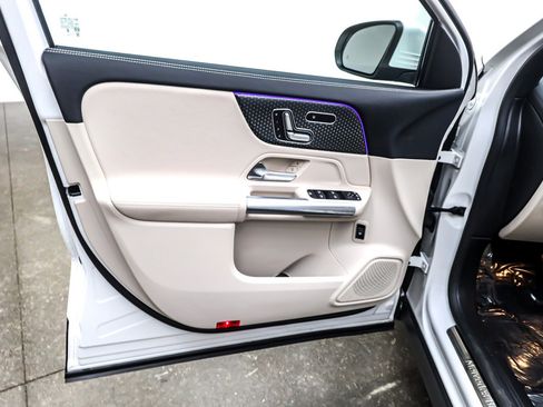 Certified 2024 Mercedes-Benz GLA 250 image 23