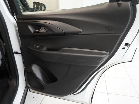 Used 2021 Chevrolet TrailBlazer LS FWD image 27