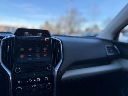 Used 2022 Subaru Ascent Limited w/ Technology Package image 28