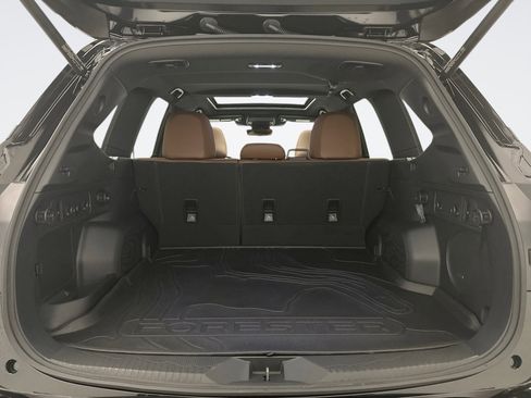 Used 2025 Subaru Forester Touring image 24