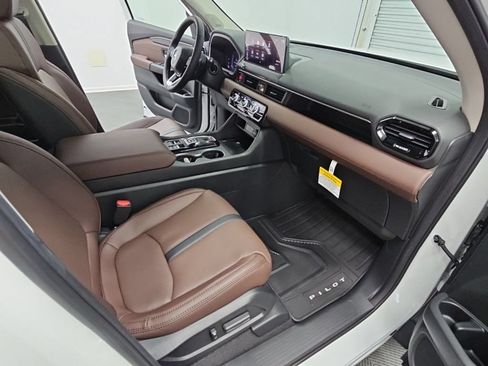 New 2026 Honda Pilot Touring image 40