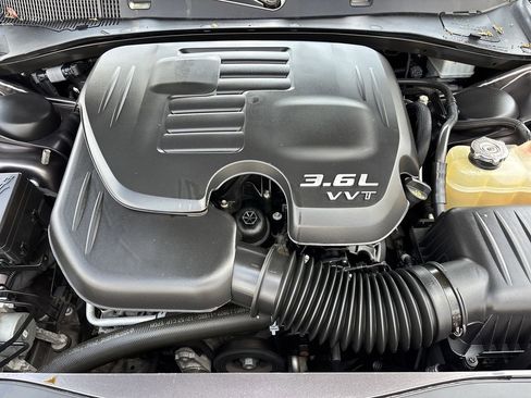 Used 2018 Dodge Charger GT AWD/4WD image 10