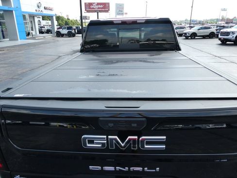 Certified 2025 GMC Sierra 3500 Denali Ultimate w/ LPO, GMC Protection Package AWD/4WD image 18