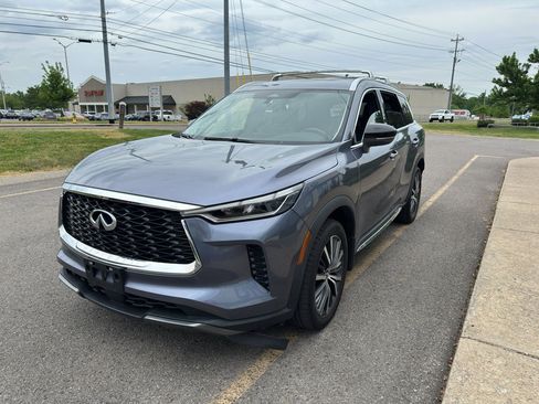 Used 2023 INFINITI QX60 Sensory w/ Cargo Package AWD/4WD image 9