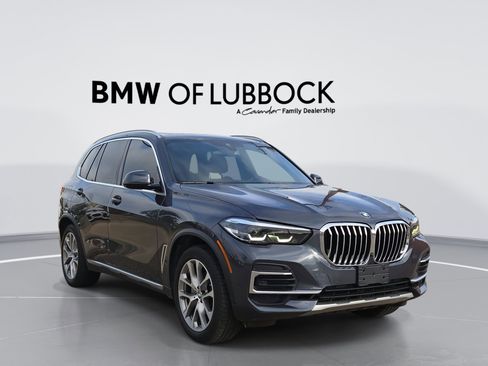 Used 2022 BMW X5 xDrive40i w/ Premium Package AWD/4WD image 1