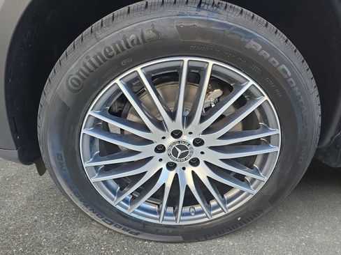 New 2026 Mercedes-Benz GLC 300 image 30