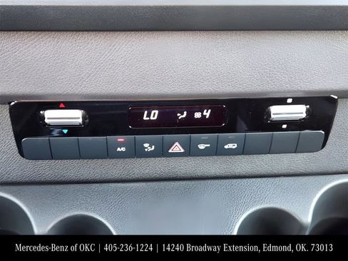 Used 2025 Mercedes-Benz Sprinter 2500 image 12