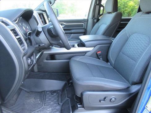 Certified 2025 RAM 1500 Big Horn AWD/4WD image 17