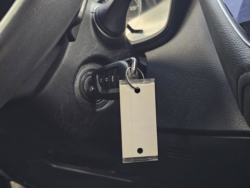 Used 2021 Toyota Corolla SE image 30