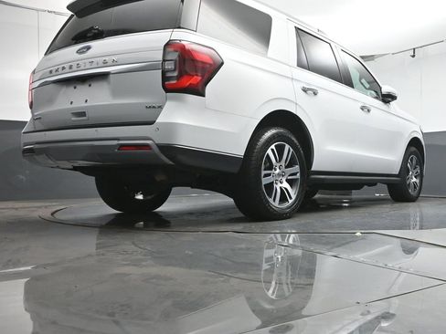 Used 2024 Ford Expedition Limited image 39