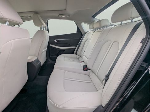 Used 2024 Hyundai Sonata SEL w/ Convenience Package FWD image 10