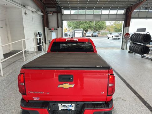 Used 2020 Chevrolet Colorado LT image 6