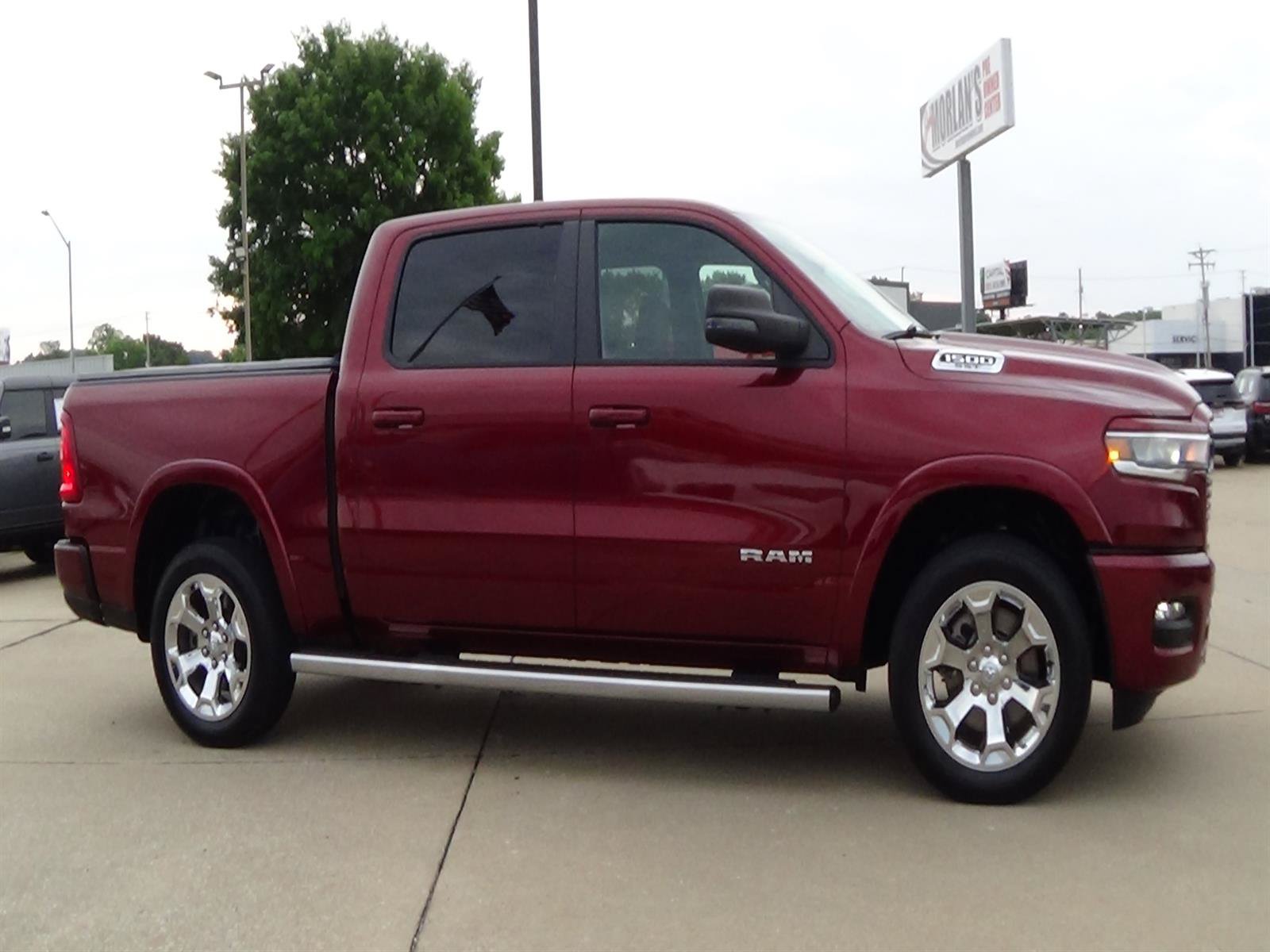 Used 2025 RAM 1500 Big Horn AWD/4WD image 5