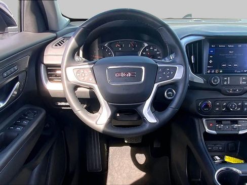 Used 2023 GMC Terrain SLT w/ Tech Package AWD/4WD image 5